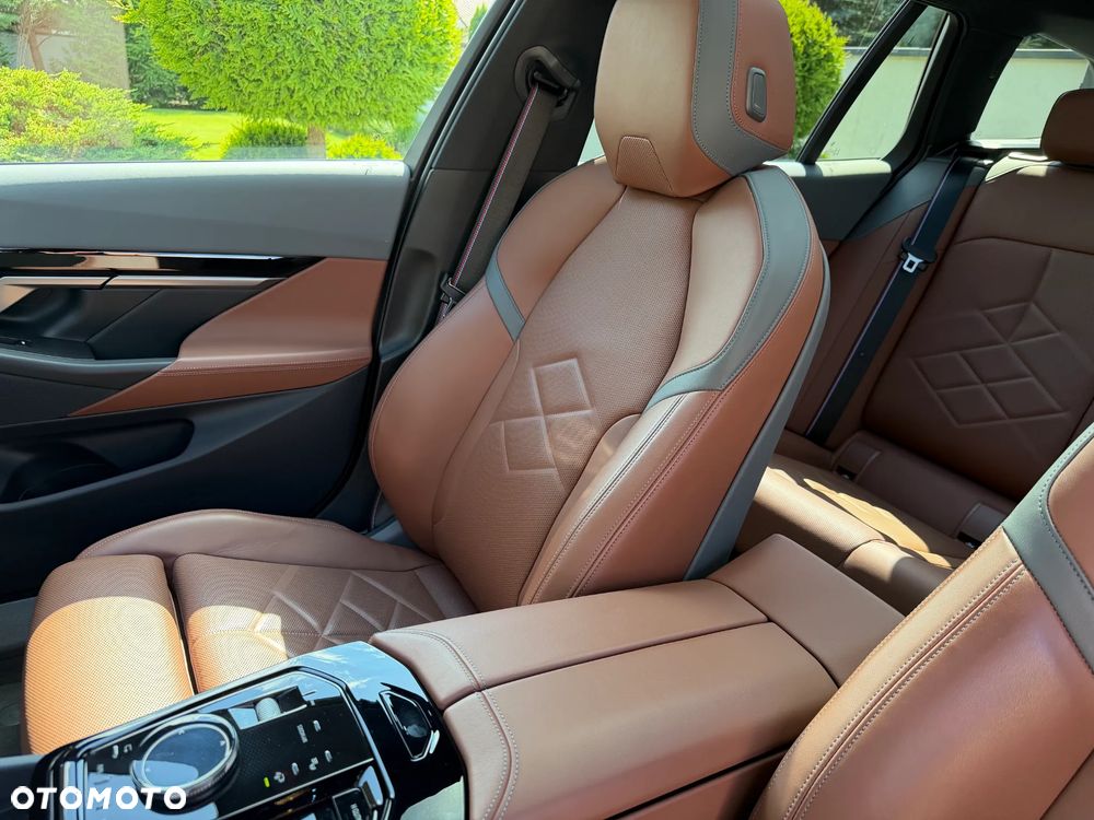 BMW Seria 5 520d mHEV M Sport - 18