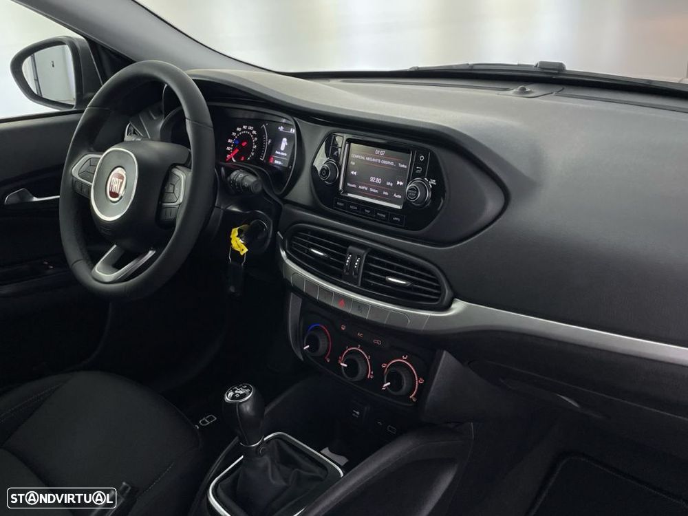 Fiat Tipo 1.3 M-Jet Lounge - 24