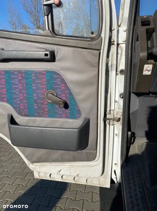 Mercedes-Benz 814 D - 29