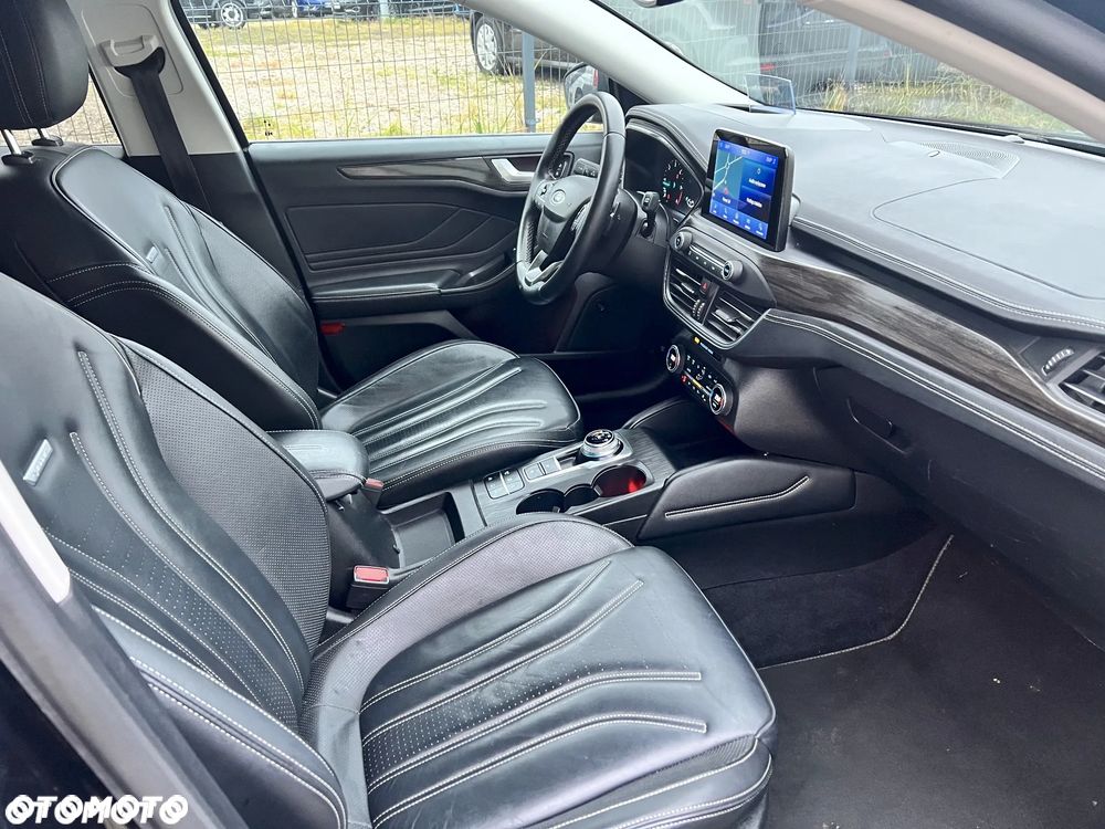 Ford Focus SW 2.0 EcoBlue Vignale - 31