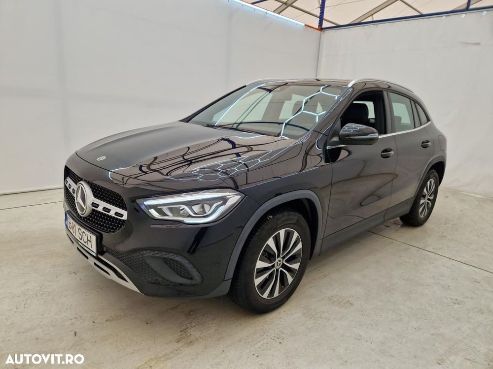 Mercedes-Benz GLA 200 d 4Matic 8G-DCT - 7