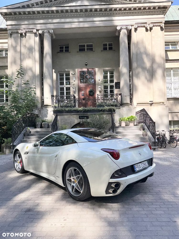 Ferrari California F1 DCT - 8