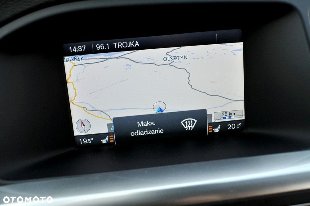 Volvo V60 D3 Momentum - 23