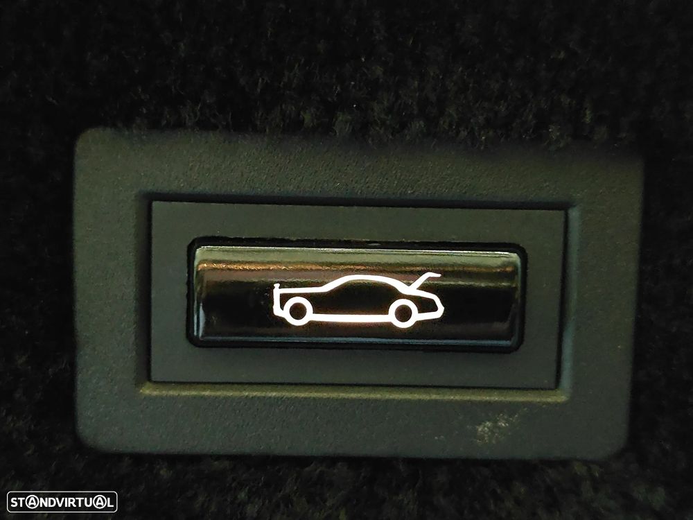 Rolls Royce Phantom 6.8 V12 - 58