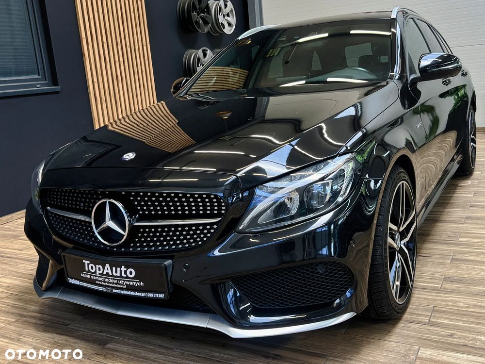 Mercedes-Benz Klasa C 450 AMG 4Matic T 7G-TRONIC - 12