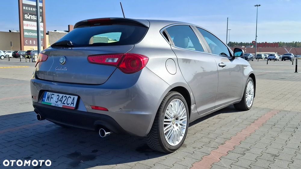 Alfa Romeo Giulietta 2.0 JTDM 16V Turismo - 7