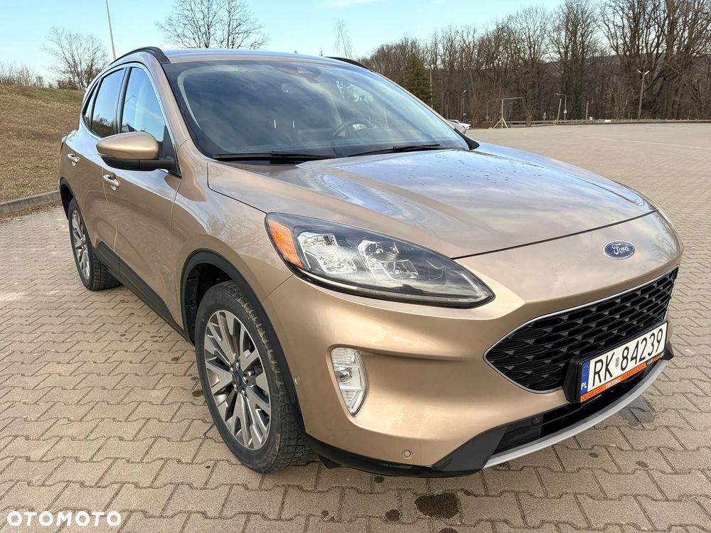 Ford Kuga - 8