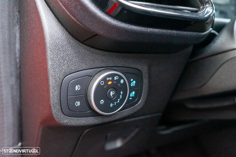 Ford Fiesta 1.1 Ti-VCT Business - 23