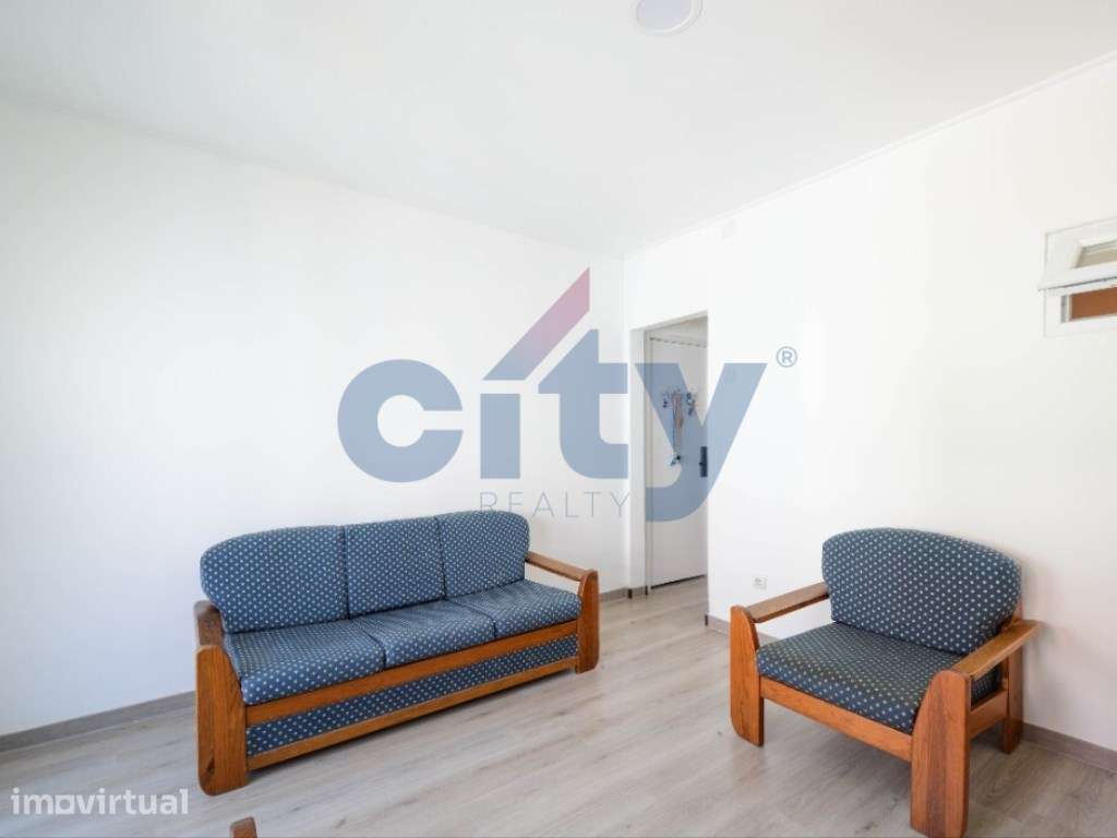 T1+1 Totalmente Remodelado com Varanda e Marquise | Pronto a Habita... - Grande imagem: 3/20