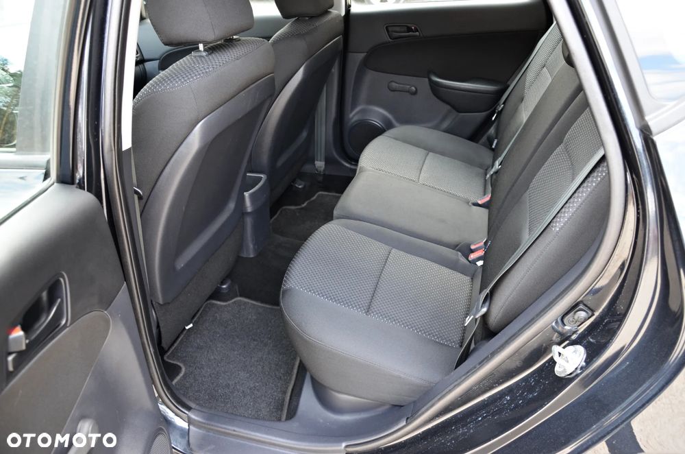 Hyundai i30 1.4 Classic + EU5 - 31