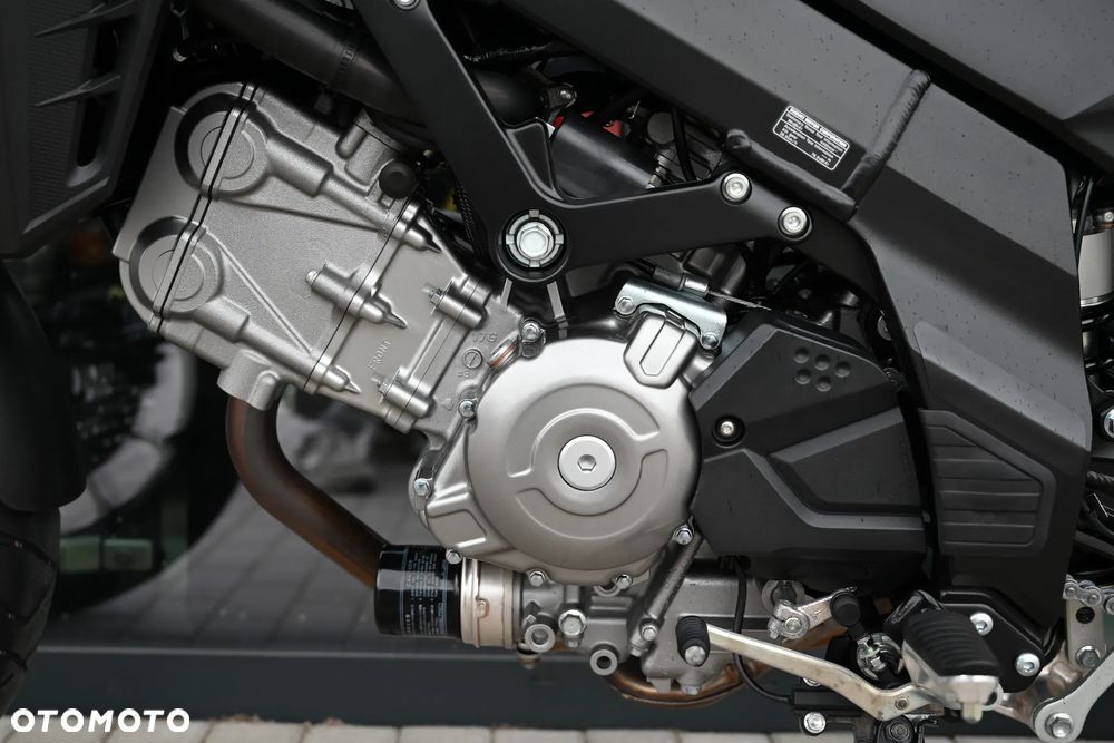 Suzuki DL - 11