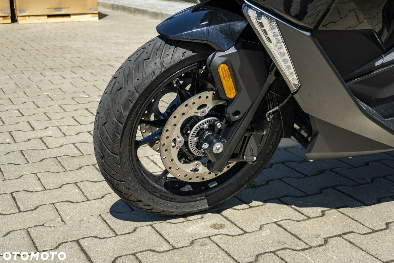 BMW C 400 GT - 9