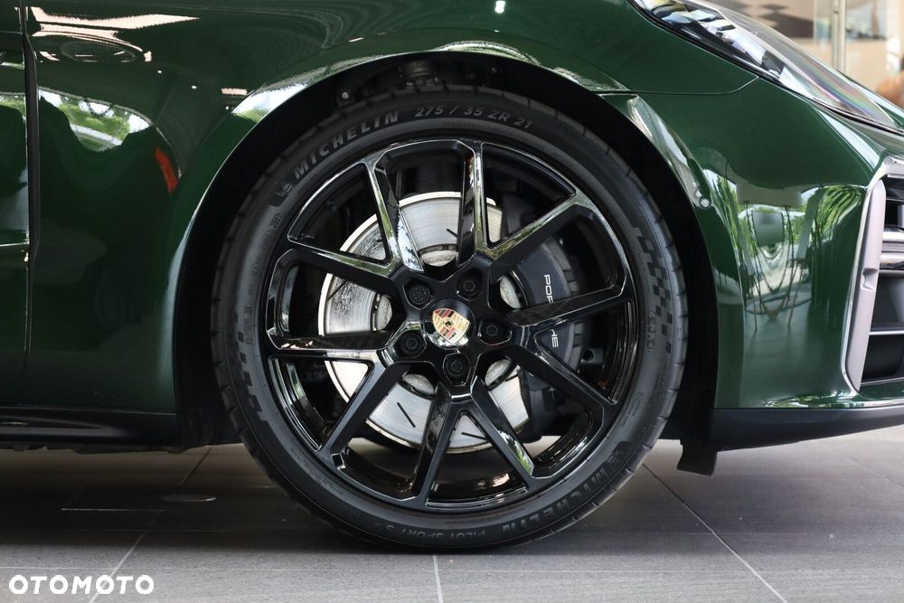 Porsche Panamera - 35