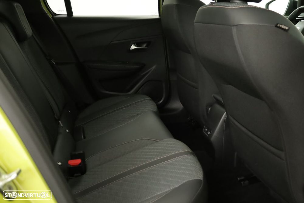Peugeot e-208 51 kWh Allure - 23