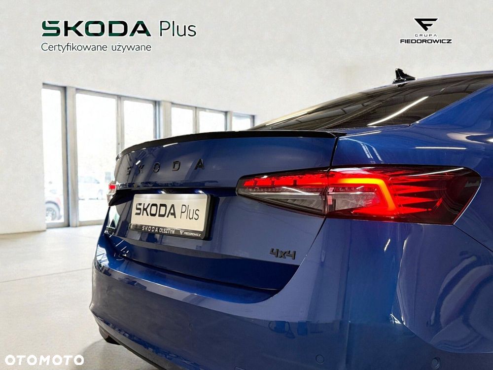 Skoda Superb 2.0 TDI SCR 4x4 Sportline DSG - 14