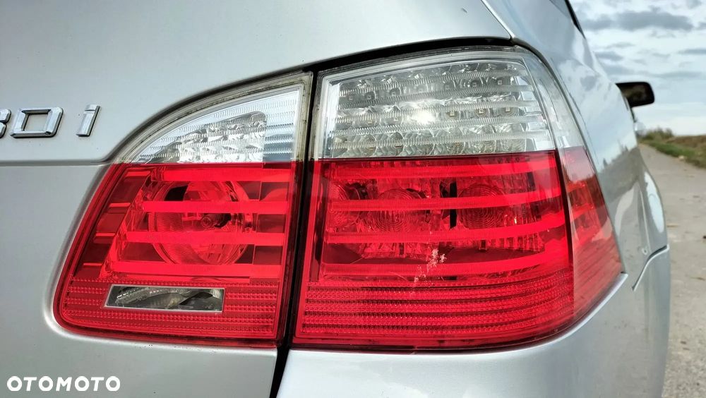 LAMPA PRAWY TYŁ TYLNA W BŁOTNIK LED ORYGINAŁ 7177694 BMW E61 LCI LIFT M-PAKIET - 1