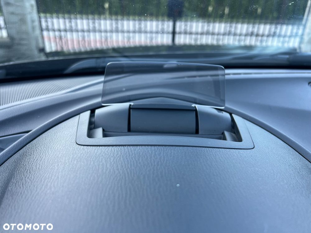 Mazda 3 SKYACTIV-G 120 Exclusive-Line - 11