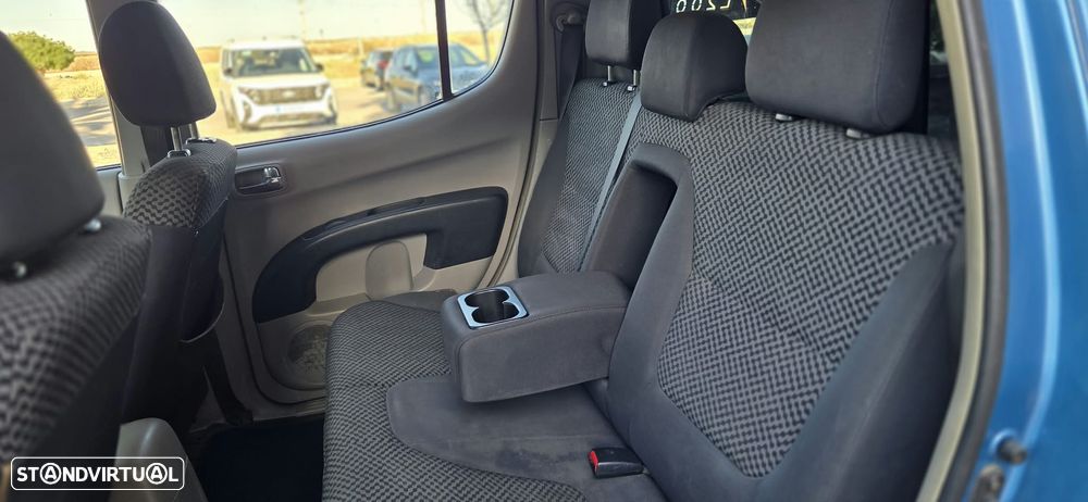 Mitsubishi L200 Pick Up 4x4 Intense Cabine Dupla - 25