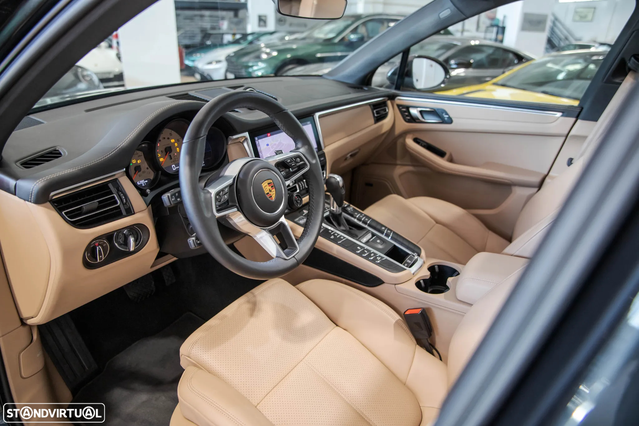 Porsche Macan Standard - 18