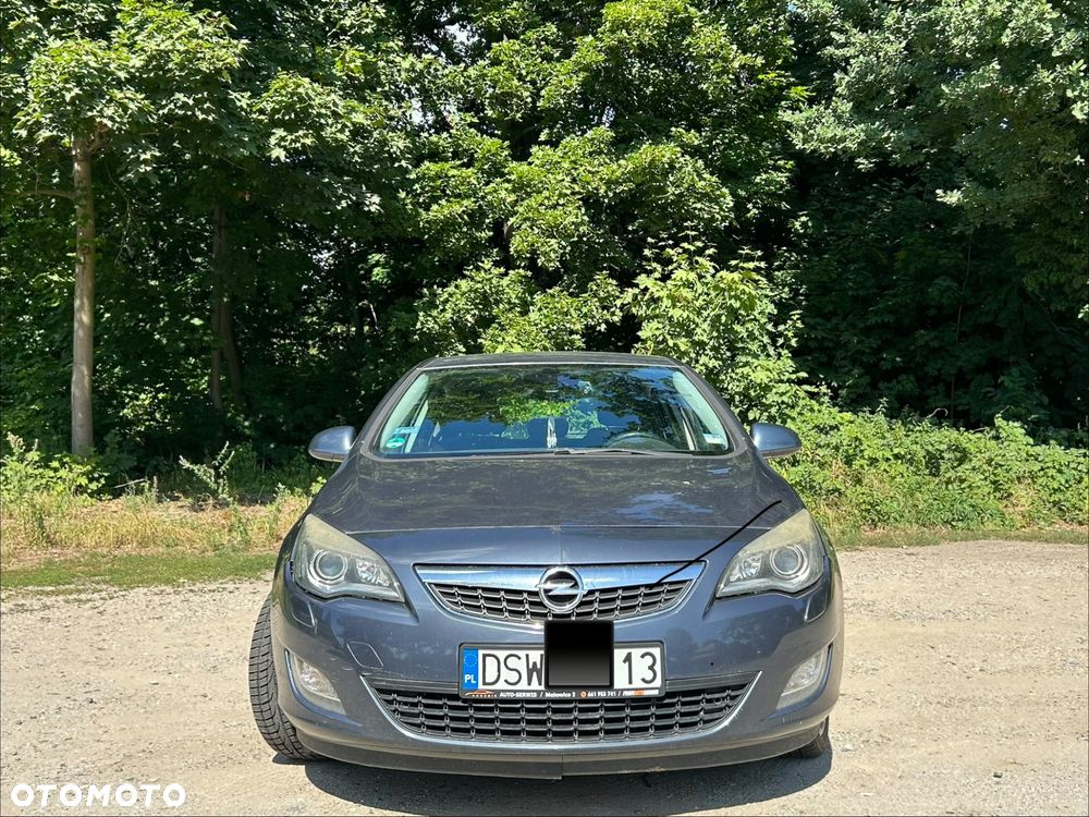Opel Astra 1.4 Turbo Cosmo - 1