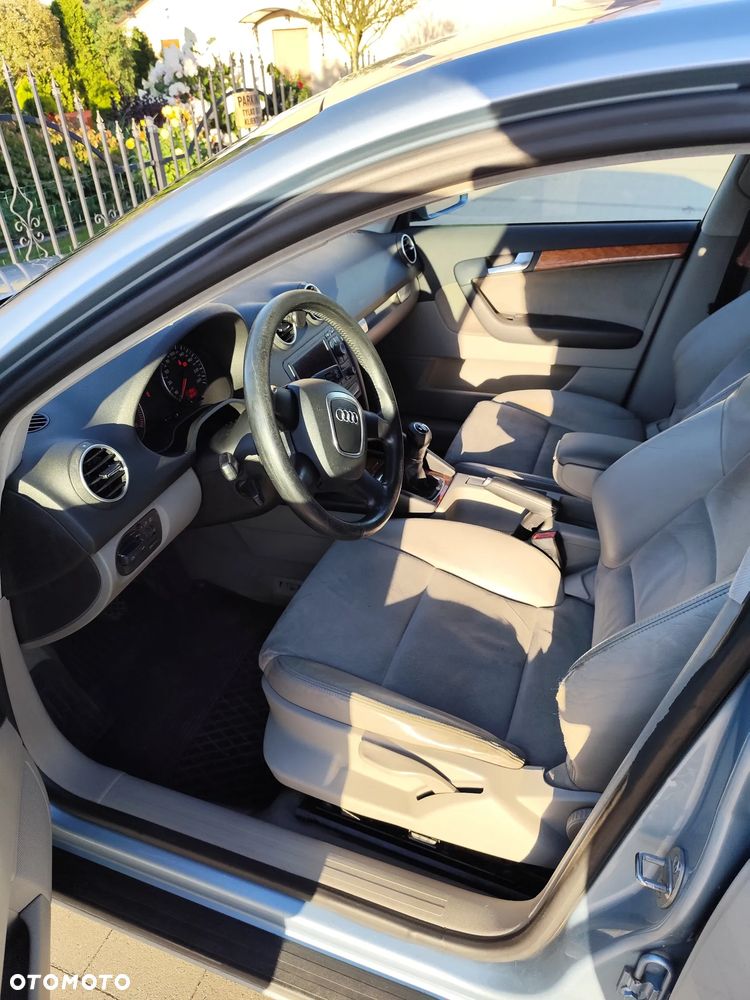 Audi A3 Sportback 1.9 TDI Attraction - 17