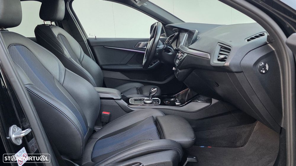 BMW 118 d Pack M Shadow Auto - 18