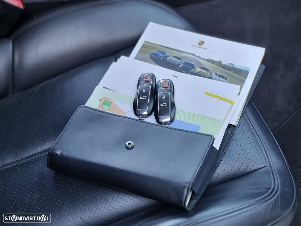 Porsche Cayenne S - 8