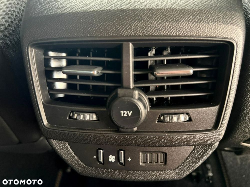 Peugeot 5008 - 30