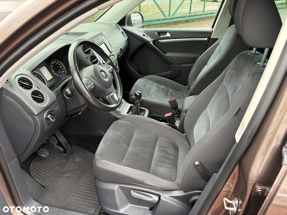 Volkswagen Tiguan 2.0 TDI DPF 4Motion BlueMotion Technology Sport & Style - 13