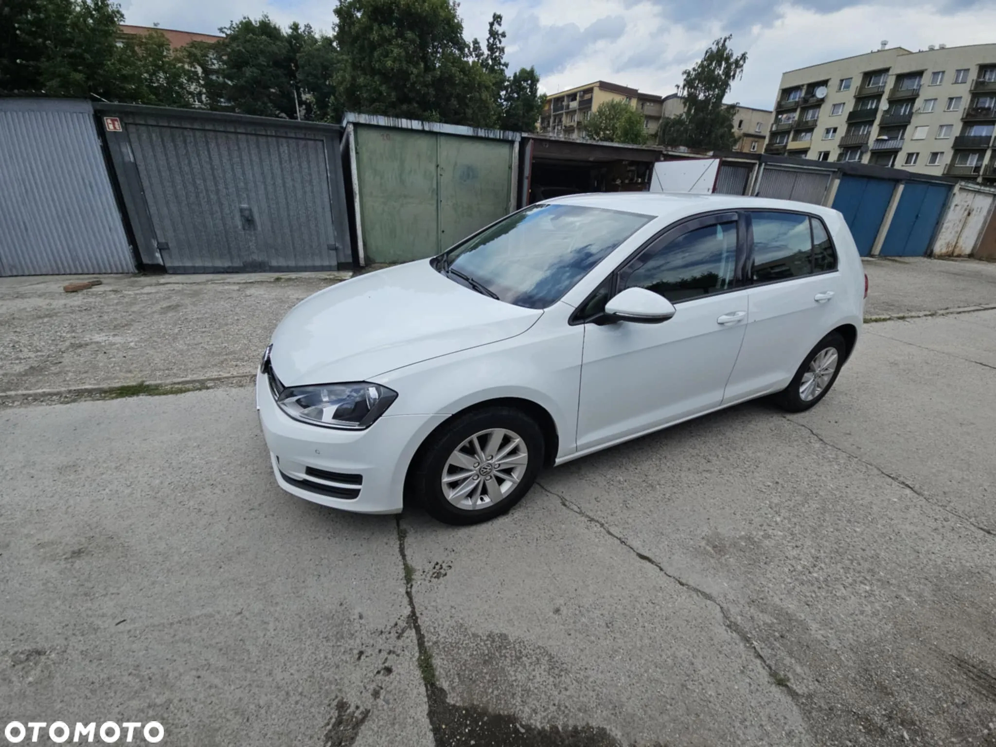 Volkswagen Golf VII 1.2 TSI BMT Trendline - 3