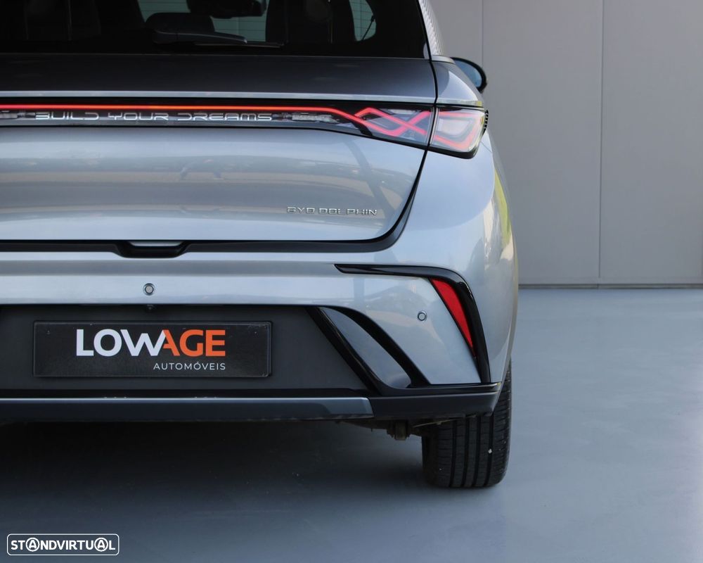 BYD Dolphin 60.4 kWh Comfort - 14