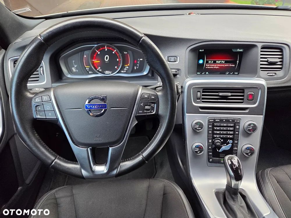 Volvo V60 Cross Country D4 Geartronic - 17