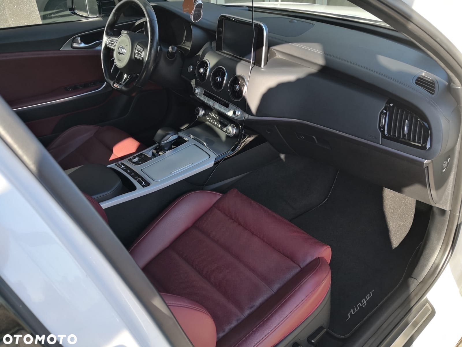 Kia Stinger 2.0 T-GDI GT Line - 6