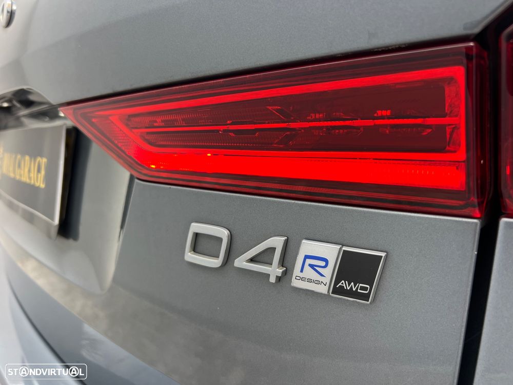 Volvo XC 60 2.0 D4 R-Design AWD Geartronic - 16