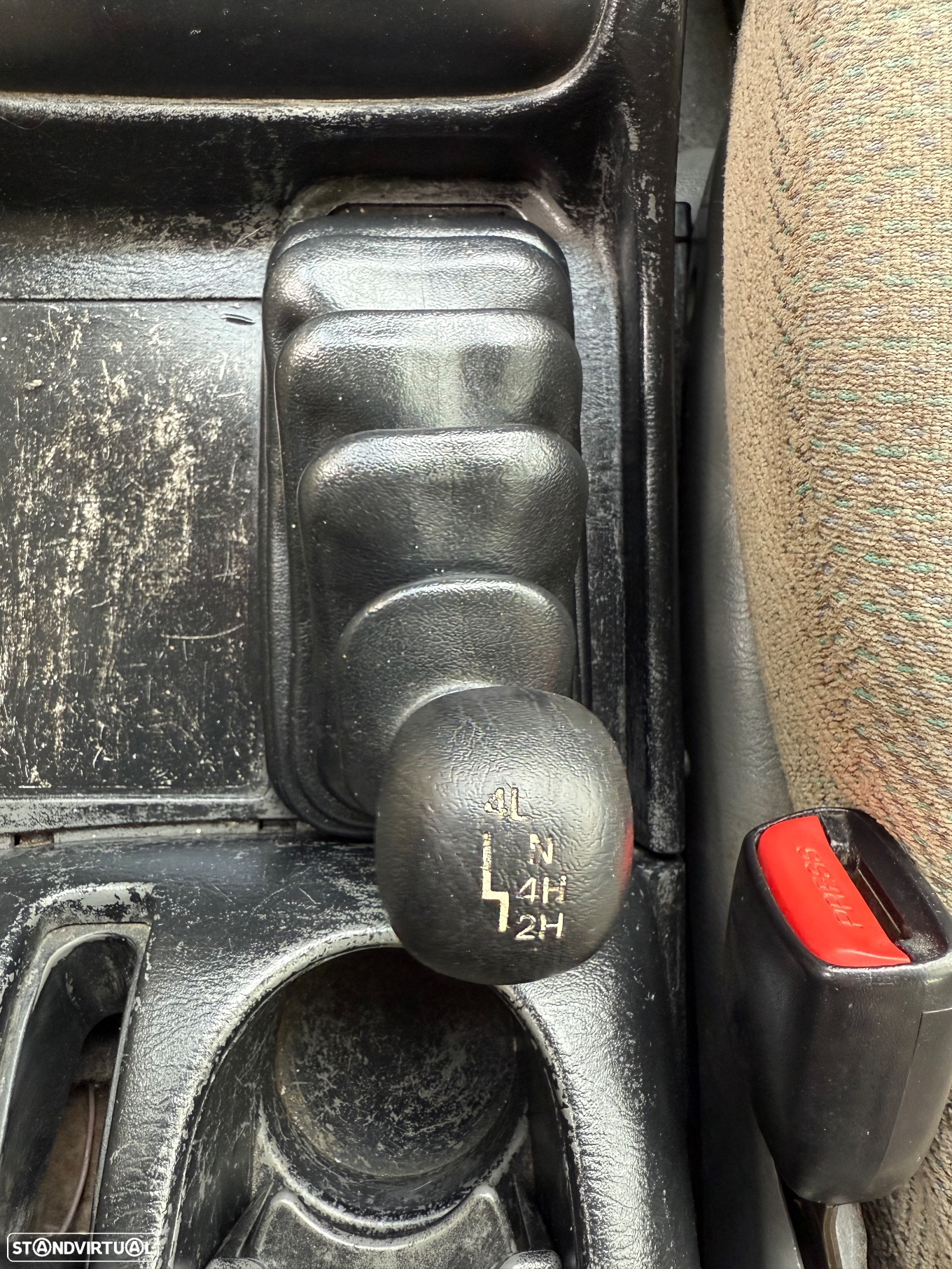 Suzuki Grand Vitara Metal Top 2.0 TDi - 28