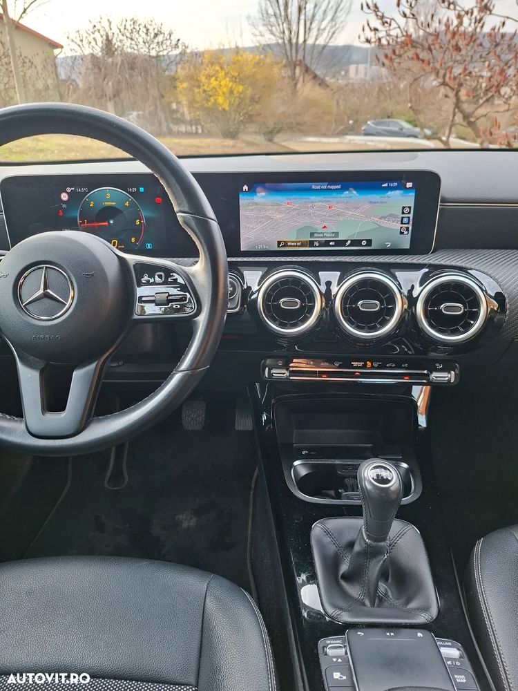 Mercedes-Benz CLA - 8