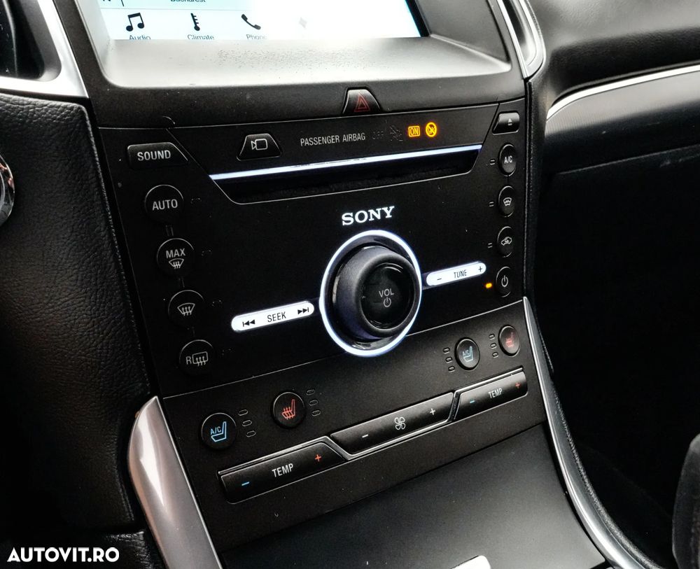 Ford Edge 2.0 TDCi Powershift Titanium - 24