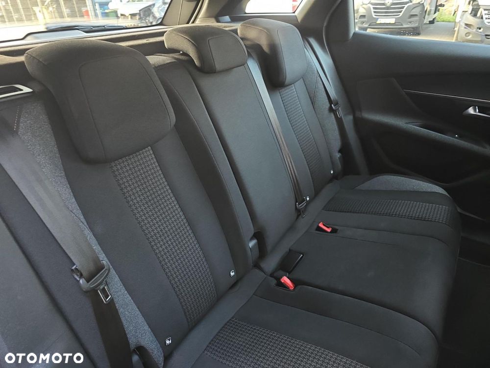 Peugeot 3008 1.5 BlueHDi Active Pack S&S - 11