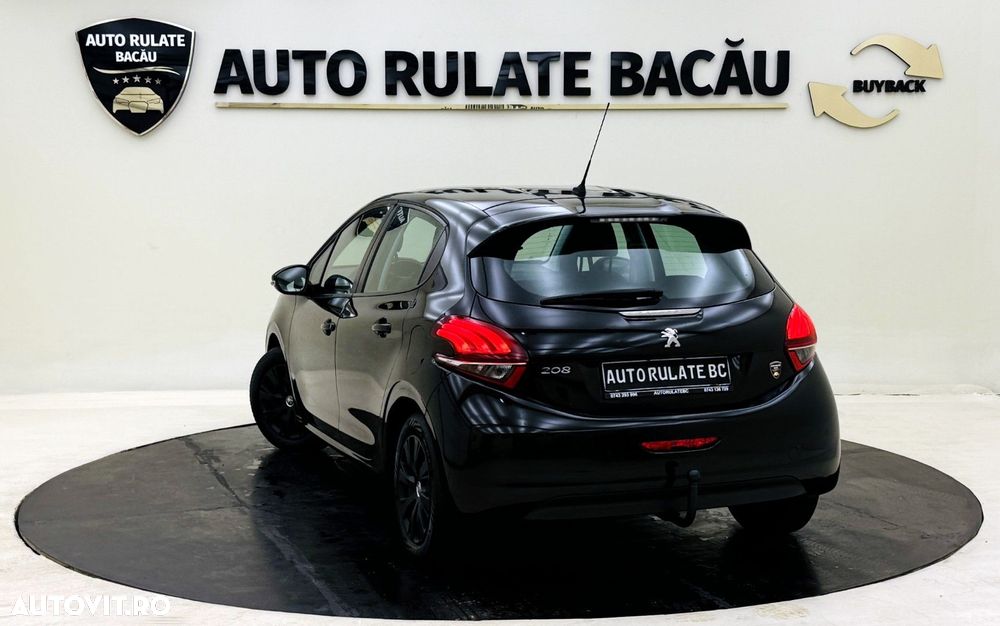Peugeot 208 - 7