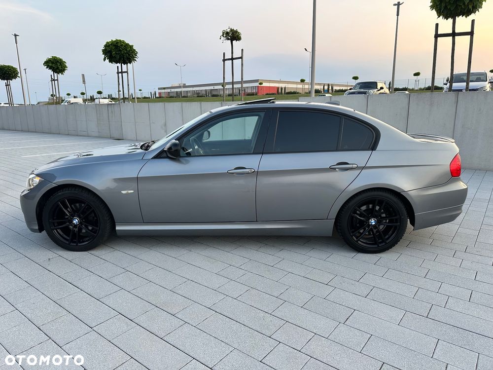 BMW Seria 3 320d Efficient Dynamic Edition Blue Performance Sport Line - 3