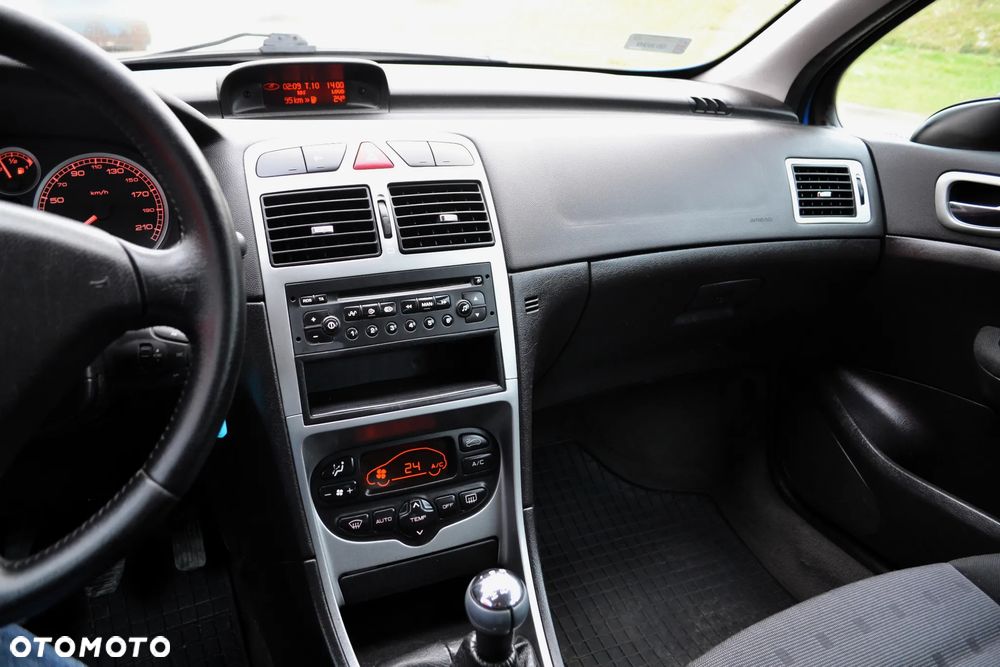 Peugeot 307 2.0 XT Premium - 15