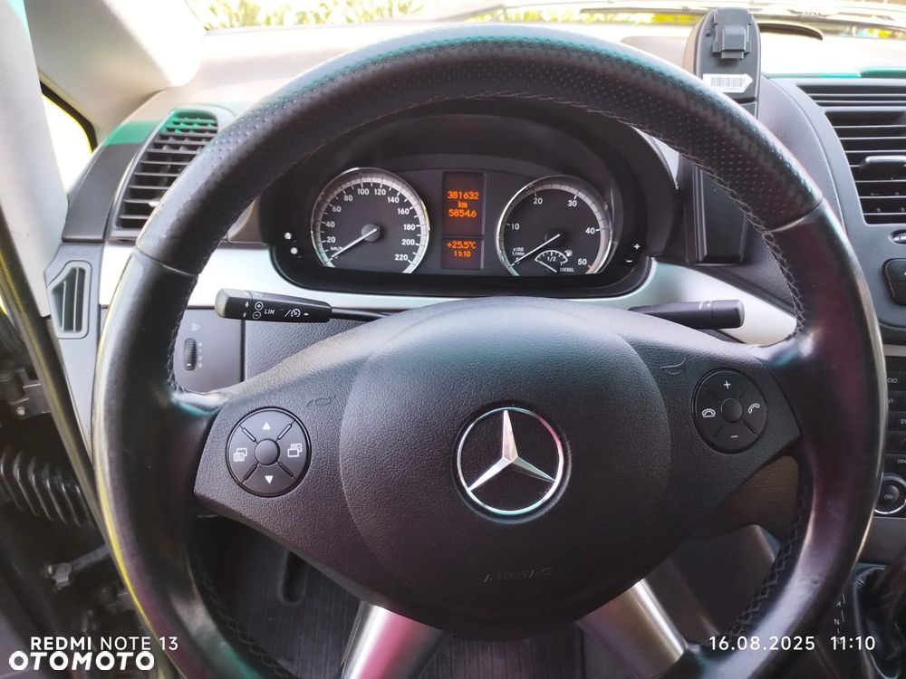 Mercedes-Benz Viano - 13