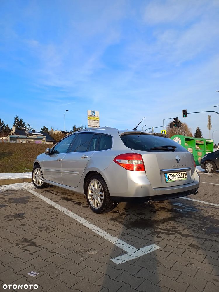 Renault Laguna 2.0 DCi Initiale - 8