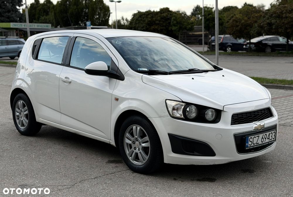 Chevrolet Aveo - 9
