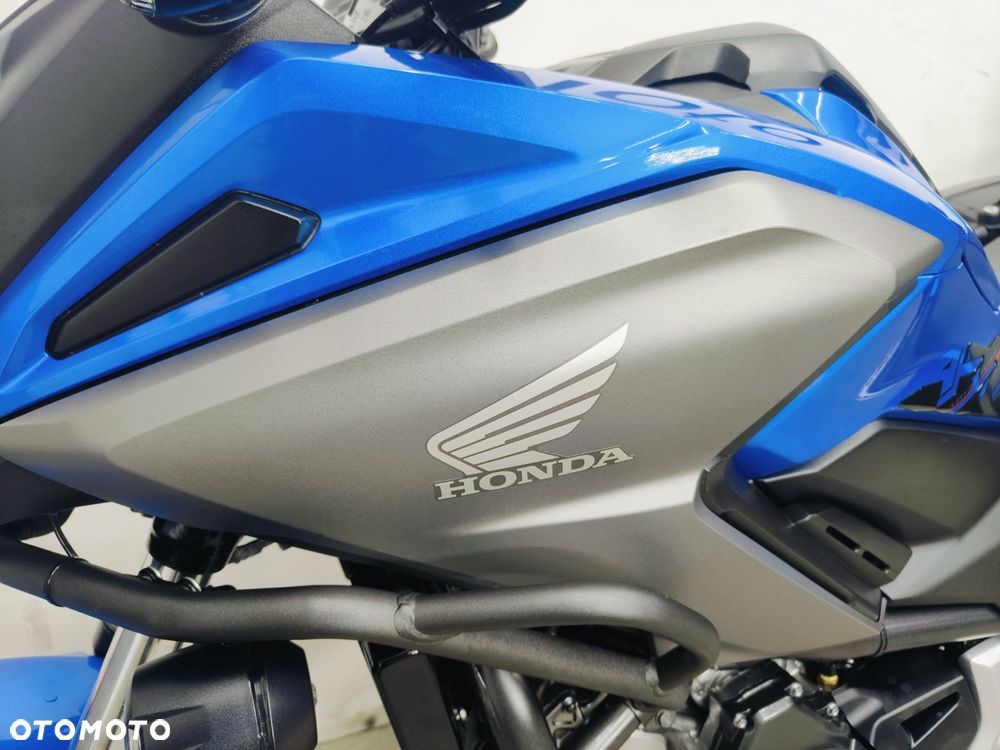Honda NC - 25