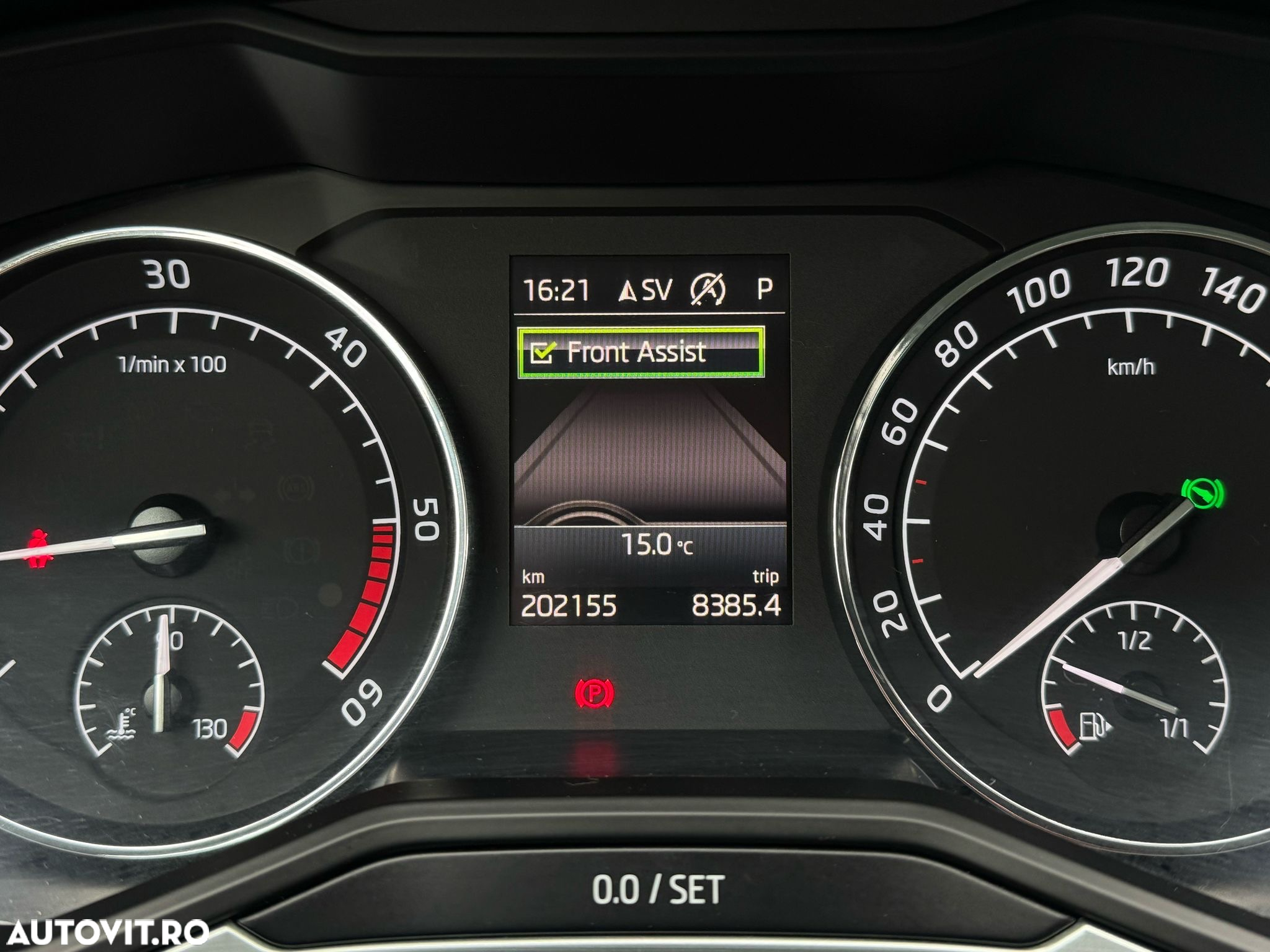 Skoda Superb 2.0 TDI DSG Style - 15