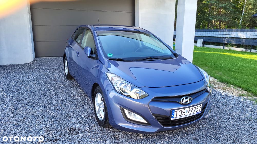 Hyundai i30 1.4 Intro Edition - 14