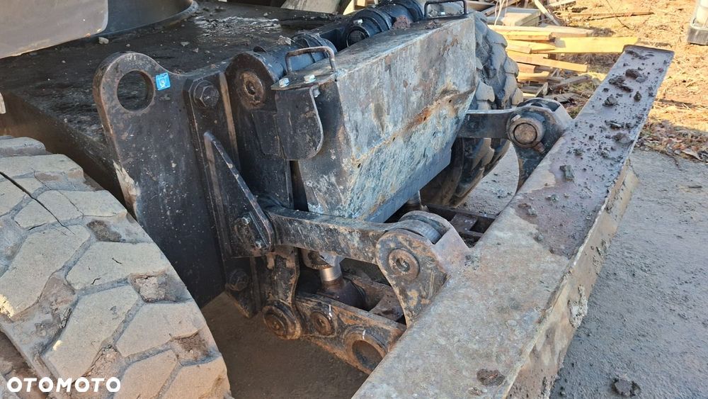 Hitachi Zx 140W - 3 - 23