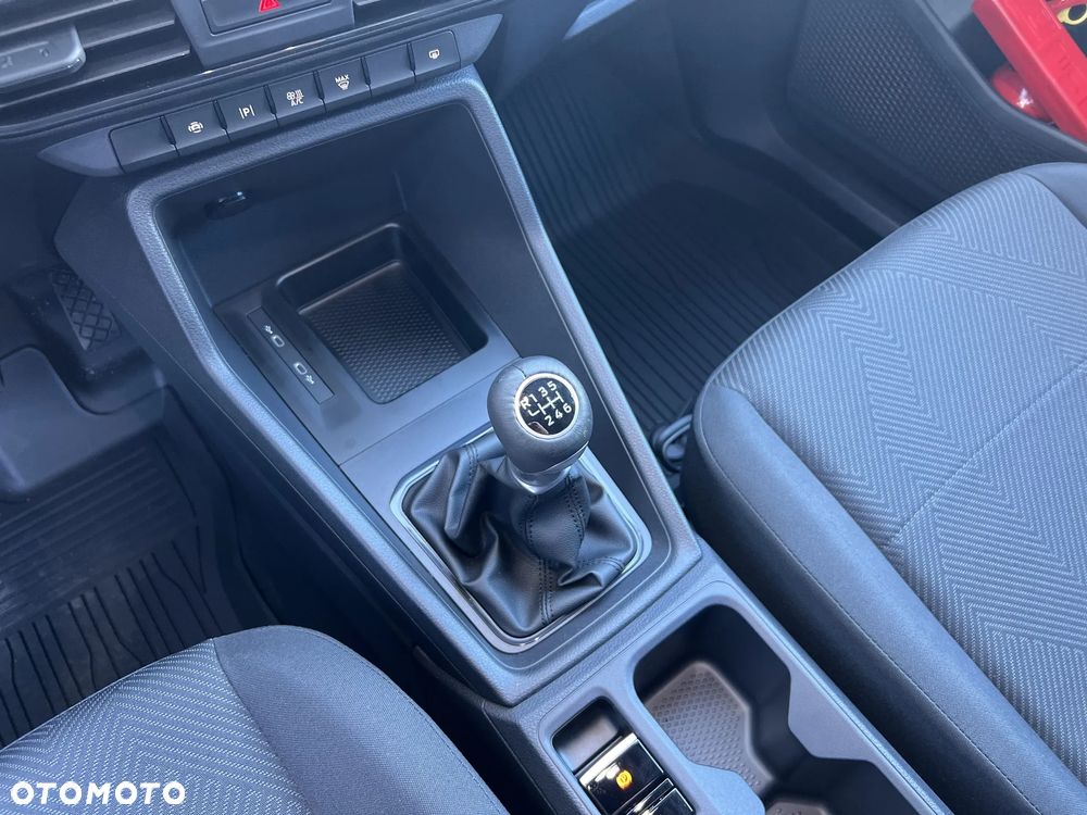 Ford Transit Connect - 15