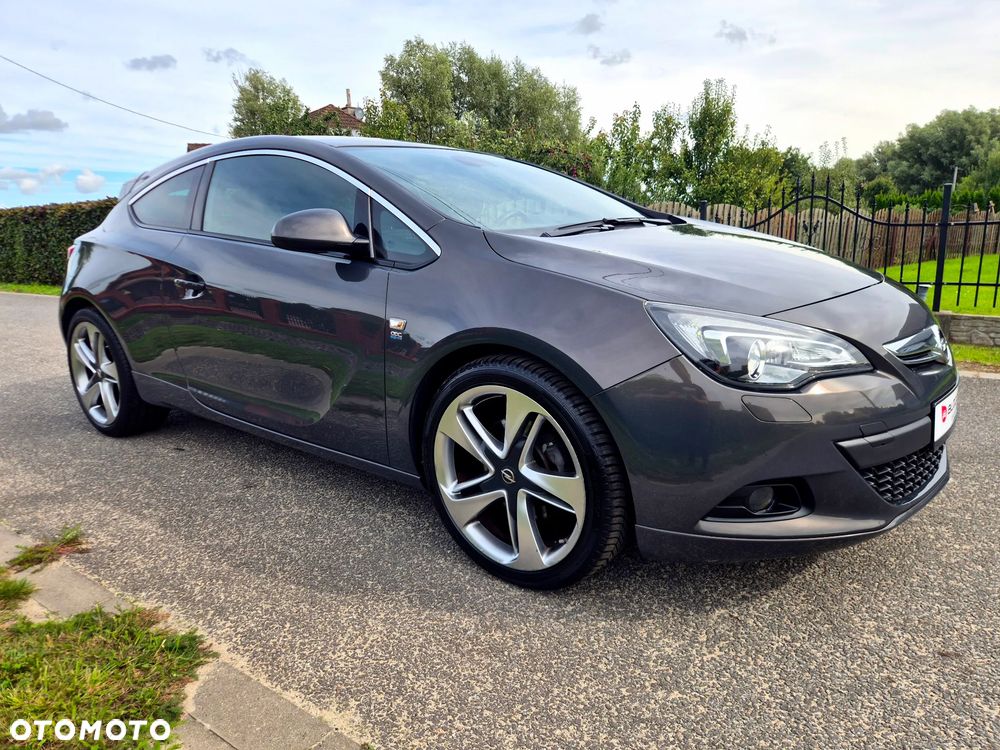 Opel Astra 1.6 T SIDI Sport S&S - 11